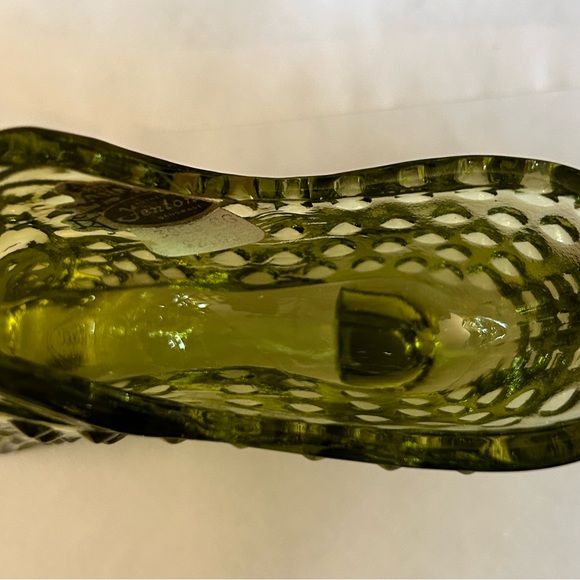 Fenton Art Glass Victorian Style Hobnail Cat Slipper - Picture 5 of 5